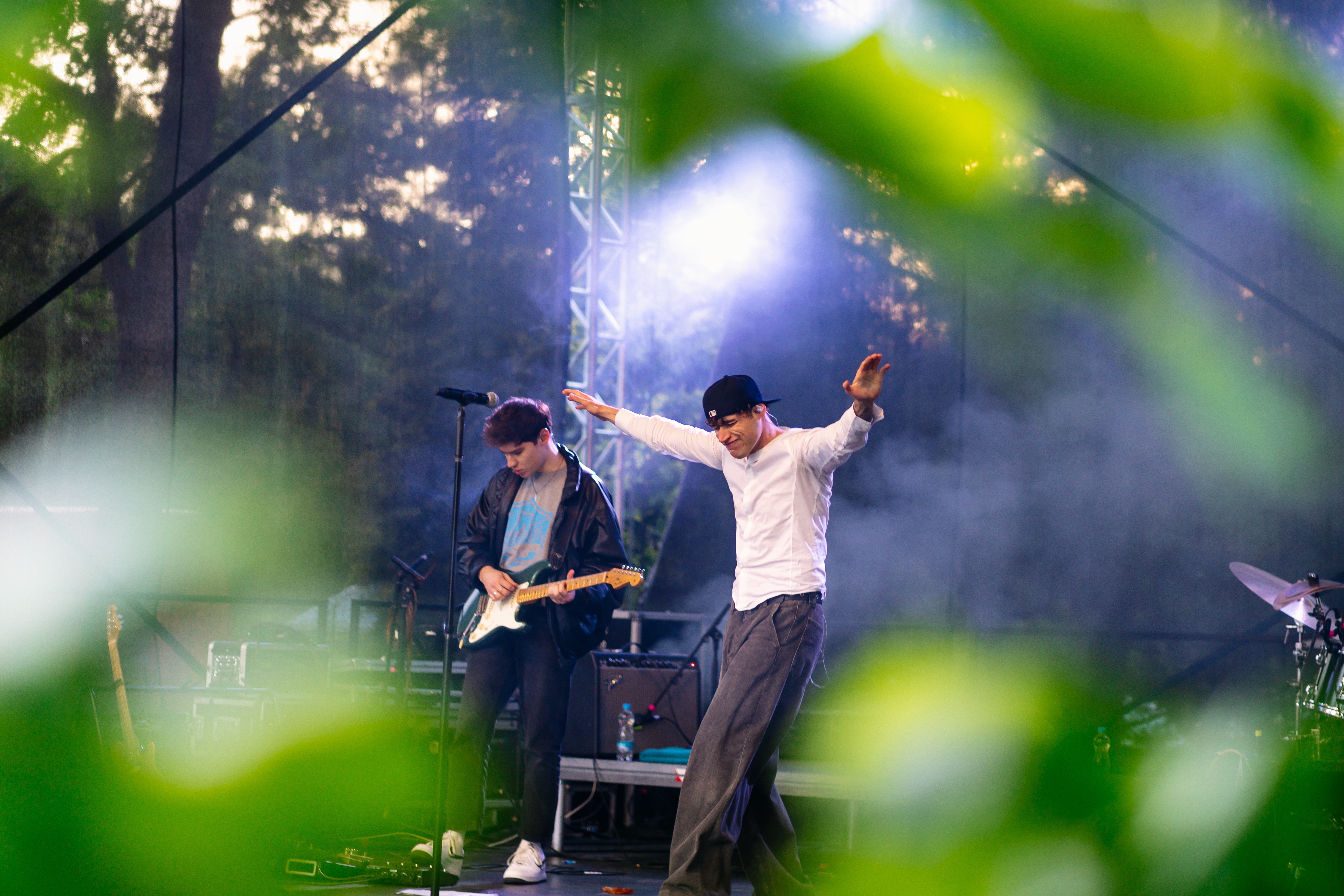 Dvě Stage